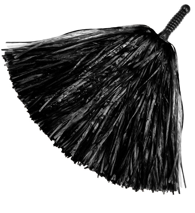 BLACK POM POM